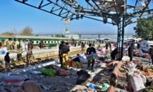 Đánh bom ga xe lửa ở Pakistan, ít nhất 24 người chết Đánh bom ga xe lửa ở Pakistan, ít nhất 24 người chết