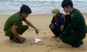 Phát hiện 1.500 viên thuốc lắc khi nhặt ve chai Phát hiện 1.500 viên thuốc lắc khi nhặt ve chai