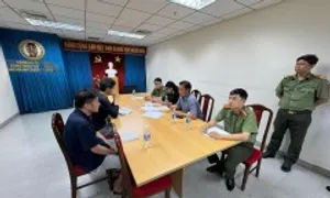 Bàn giao nghi phạm bị yêu cầu dẫn độ cho Hàn Quốc Bàn giao nghi phạm bị yêu cầu dẫn độ cho Hàn Quốc