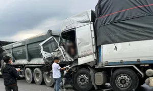 Tông xe liên hoàn, một người chết Tông xe liên hoàn, một người chết