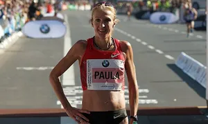 Cựu kỷ lục gia marathon thế giới Paula Radcliffe trở lại Cựu kỷ lục gia marathon thế giới Paula Radcliffe trở lại