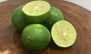 Chà xát chanh vào vùng kín trị viêm nhiễm gây tổn thương